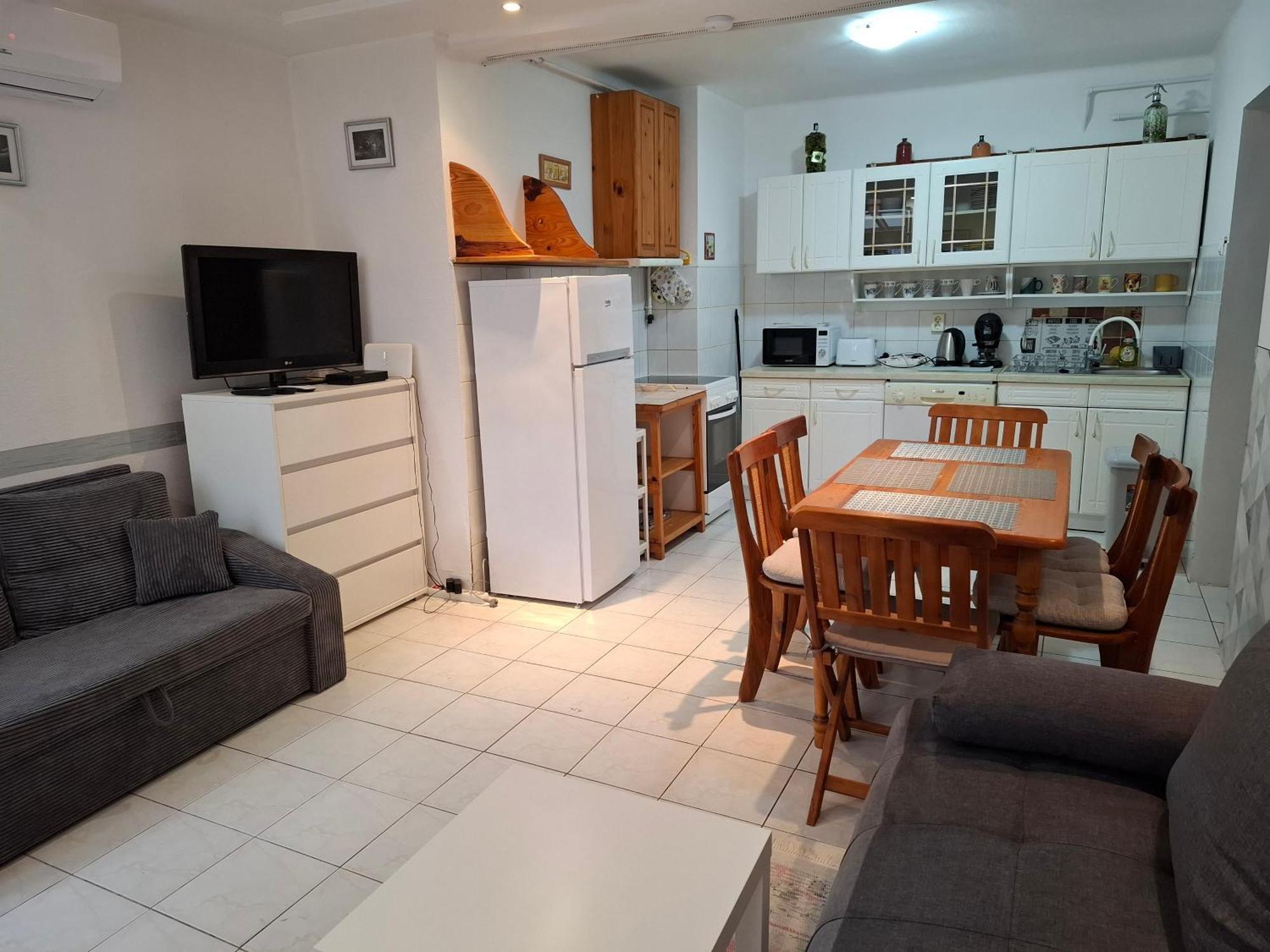 Apartment Emma Vendeghaz Sarospatak